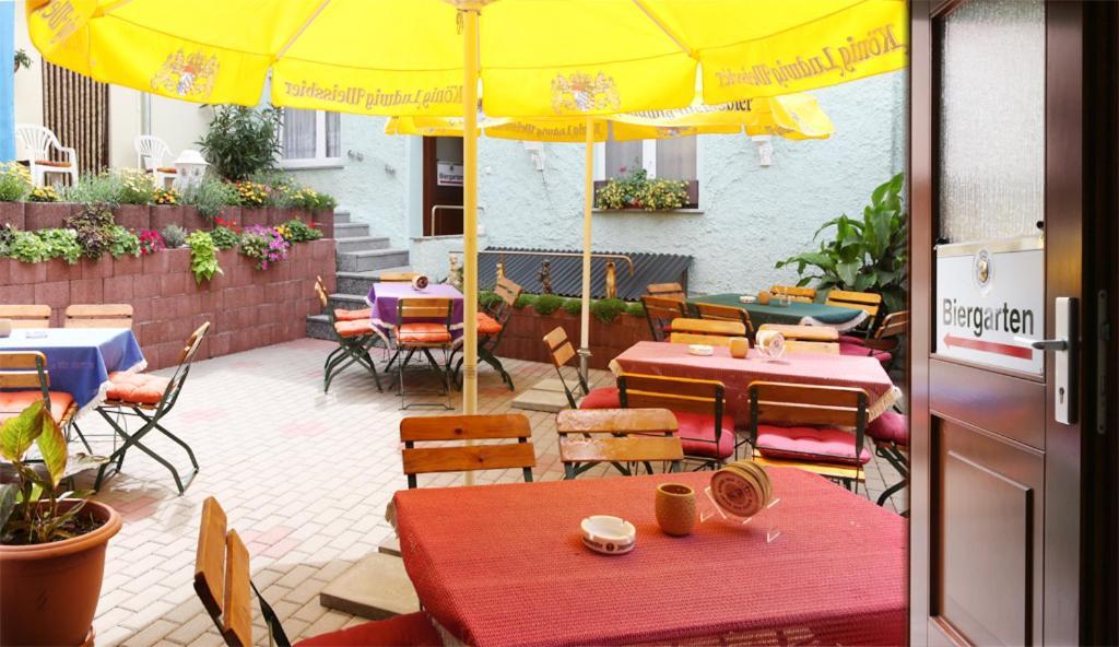 Hotel Bierstuebl Sangerhausen Exterior photo