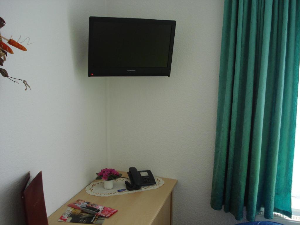Hotel Bierstuebl Sangerhausen Room photo